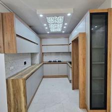 80 متری فول امکانات با آسانسور و پارکینگ