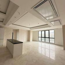 105 متر/نوساز/رو به آفتاب/نقشه بی همتا/پونک