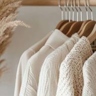 فروشنده خانم با تجربه ، فن بیان بالا، رابط عمومی عالی