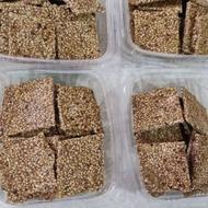 حلوا کنجدی بشتزیک