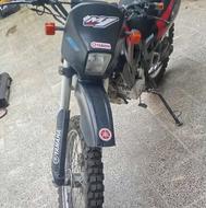 تریل پیشرو زیپ استار 200