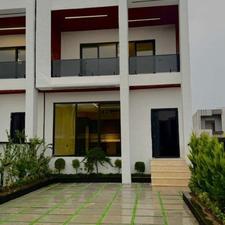 فروش ویلا 210 متر در رمشی بالادست جاده