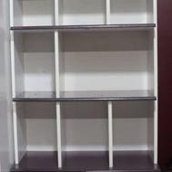 کتابخانه رنگ سفید و بنفش