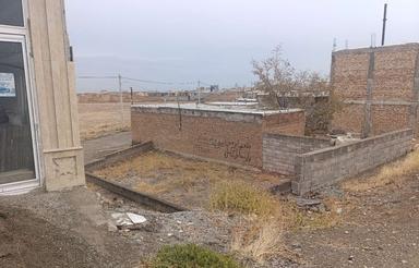 110 متر زمین بر خیابان اصلی