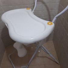 صندلی غذای کودک سفید رنگ