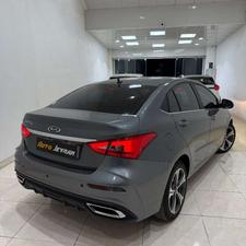 آریزو 5 (FL اسپرت) 1403گارانتی فعال بی رنگ درجه یک