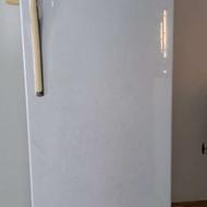 یخچال وفریزر.هر دودرحدنو.بخاطر جابجایی میفروشم