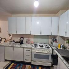 80 متری فول با آسانسور و انباری