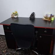 میز تحریر و صندلی