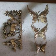 سه عددپروانه برنجی سالم.و یک عدد جاکلیدی برنجی سالم