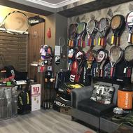 راکت و لوازم جانبی تنیس با برندهای معروف نو و استوک