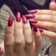 ترمیم و کاشت ناخن تخفیف شب یلدایی