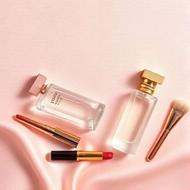 عطرو لوازم آرایشی - کاتالوگ کامل در واتساپ