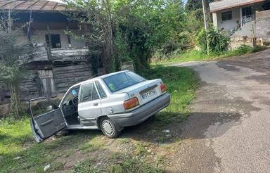 خانه قدیمی چوبی