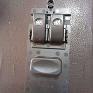 کلید شیشه بالابر هیوندای سروش دیزل 6تن