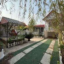 ویلاباغ فول مبله زیرقیمت شهرک تهرانی نشین و باکلاس