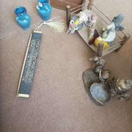 مقداری وسایل دکوری و تزیین سفره یلدا مجسمه