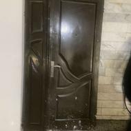 درب ورودی و درب کمد