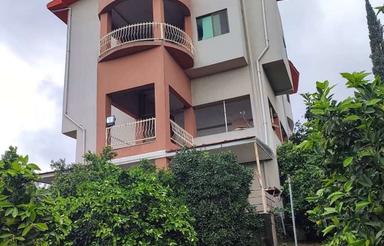 فروش ویلا تریبلکس 1700متر زمین 550متر بنا در جاده نظامی