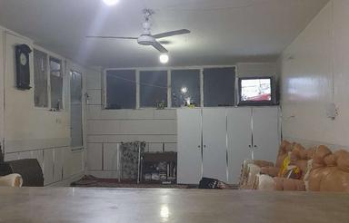 منزل حیاط دارماشین روفقط پول زمین محاسبه شده است سنددارتکبرگ