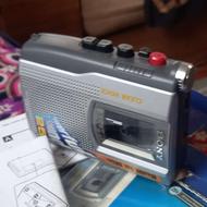 واکمن خبرنگاری سونی آکبند