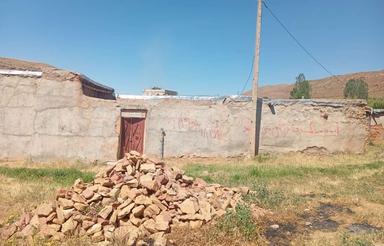 خانه واقع در روستا سند دار