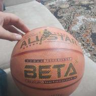 یک عدد توپ بسکتبال 1 بارهم استفاده نشده