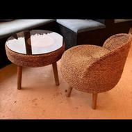 صندلی (پاف) حصیری همراه با میز گرد قطر 60 سانت با شیشه