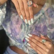 مدل برای خدمات ناخون