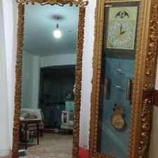 ساعت وآیینه رنگ طلایی سالم بدون زدگی