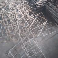 کارگر مینی زن