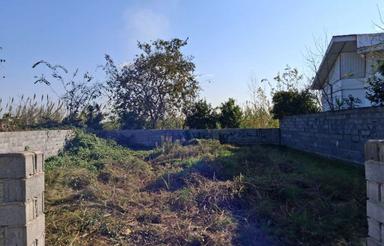 زمین خوش قواره شهرکی با بر 9 متر، مناسب برای ساخت