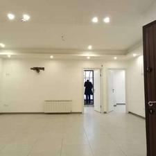 اداری 110 متری در خیابان هراز