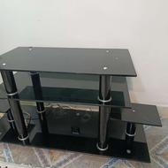 زیر تلویزیونی شیشه ای