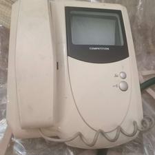 ایفون تصویری competition کرم رنگ