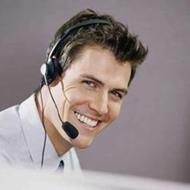 همکار فعال خانم در پاسخگویی دایرکت برای فروشگاه فروش ادویه