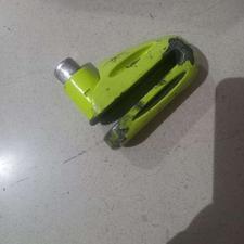 قفل دیسک چرخ جلو موتور سیکلت