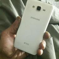 گوشی جی 7سالم