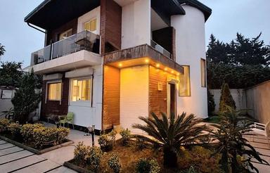 فروش ویلا دوبلکس190متر روبروی دریاکنار نزدیک جاده اصلی