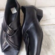 کفش شیک زنانه سایز 36 کاملا نو