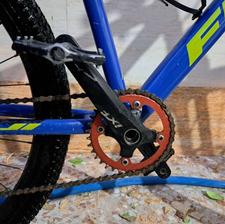 27 / نیم فوجی است