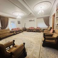 فروش دو سرویس مبل ومیز ناهارخوری