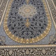 فرش زمینه طوسی طلایی