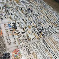 فروشنده خانم اکسسوری