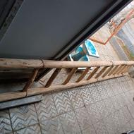 نردبان چوبی