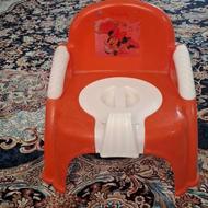 صندلی کودک سالم وتمیز