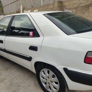 بدون توضیح بی رنگ