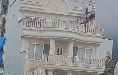 ویلا تریبلکس در منطقه شهری در دو واحد کاملا مجزا