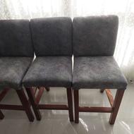 صندلی پایه چوبی