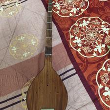 سه تار نو استفاده نشده